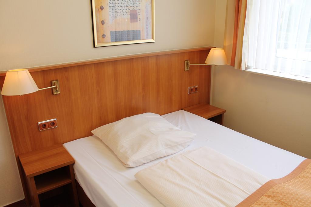 Traveller Hotel Lübeck Pokoj fotografie
